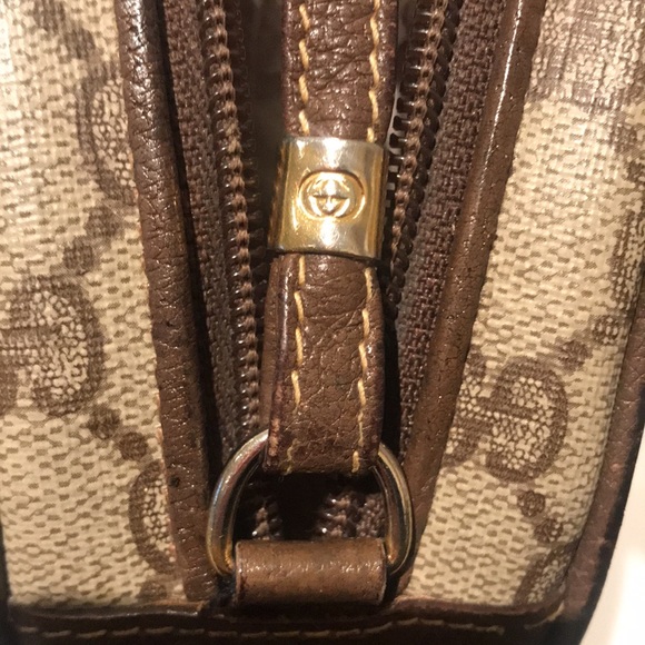 Vintage Gucci canteen purse - Picture 4 of 11